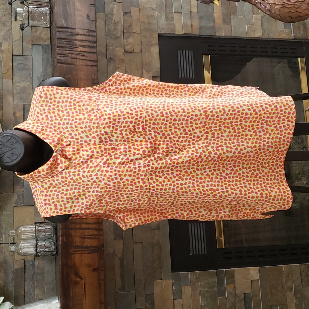 Taylor Bright Sleeveless blouse